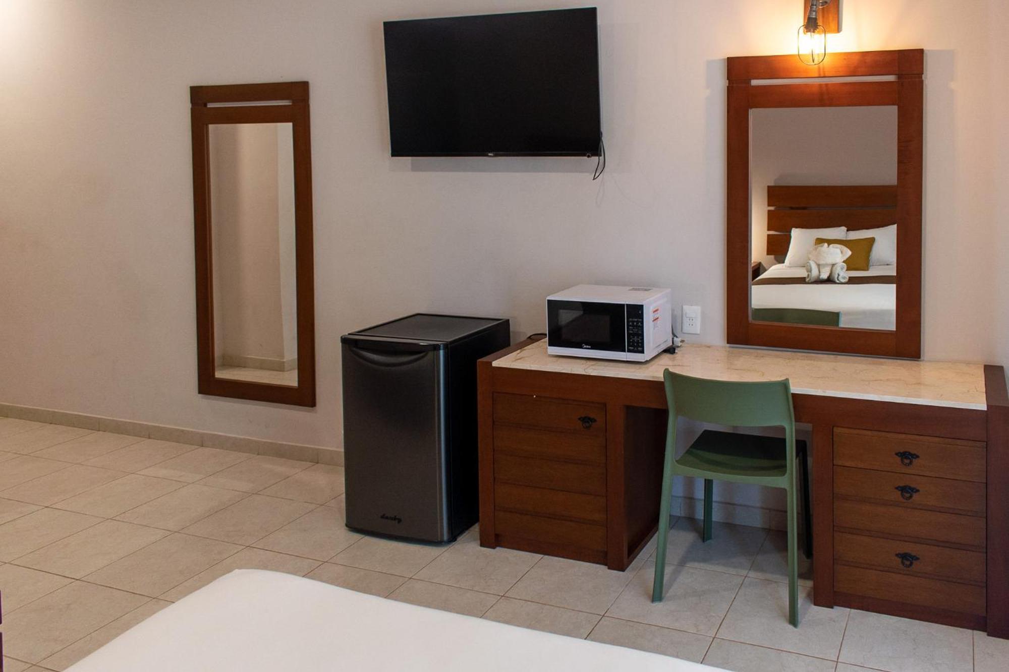Xuux Peek By Tecnohotel Yaxche Bagian luar foto